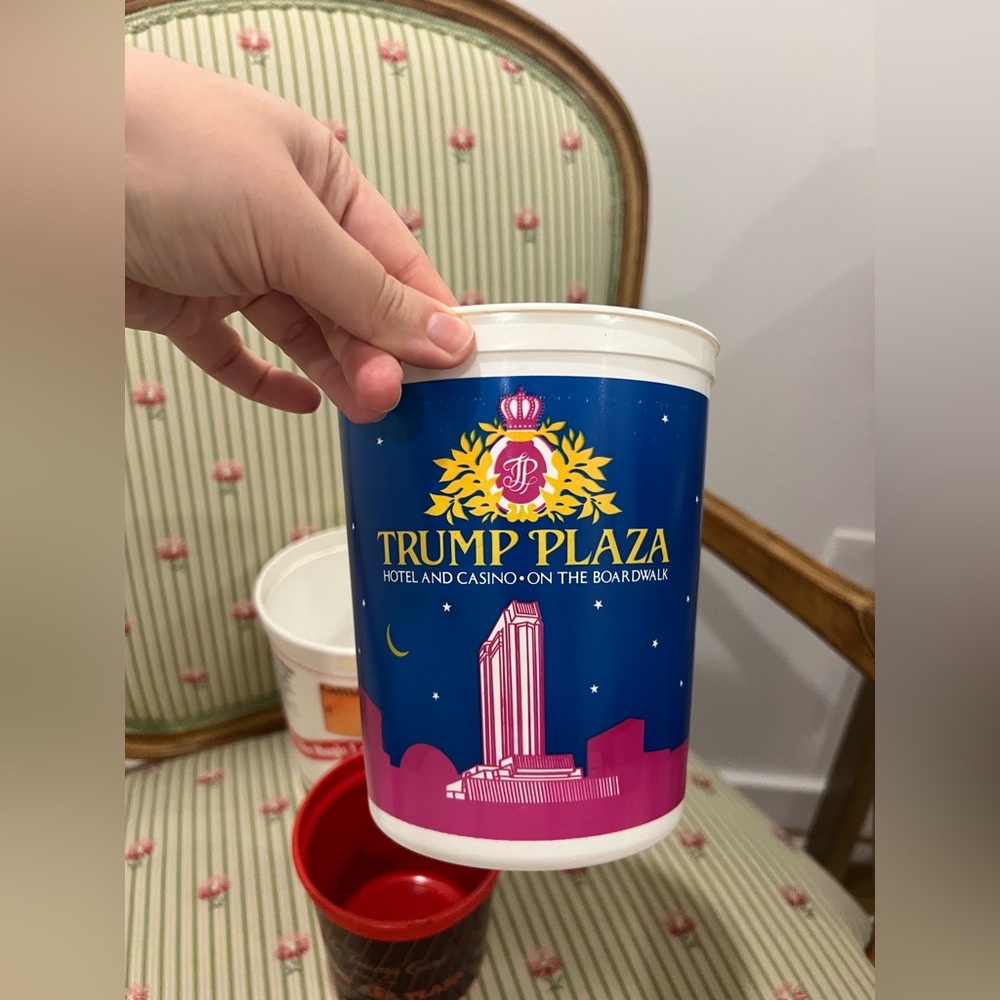 DONALD TRUMP Casino Buckets - TRUMP PLAZA + TRUMP'S CASTLE - Picture 7 of 10